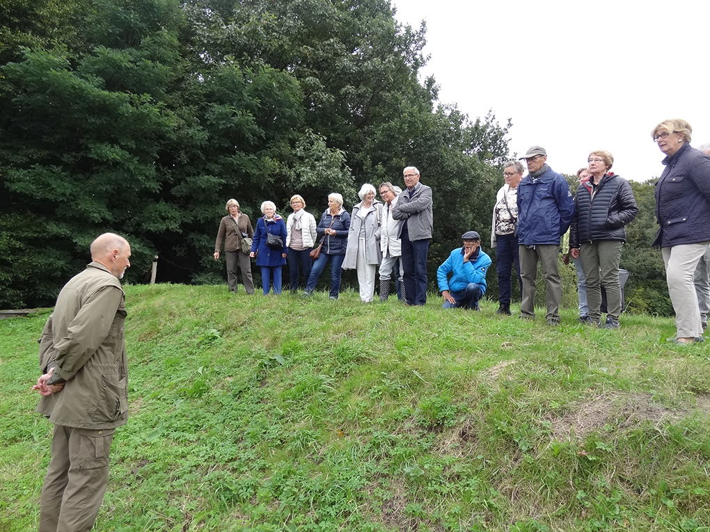  Uistapje 2017, rondleiding in de natuur en uitleg van de natuur. 